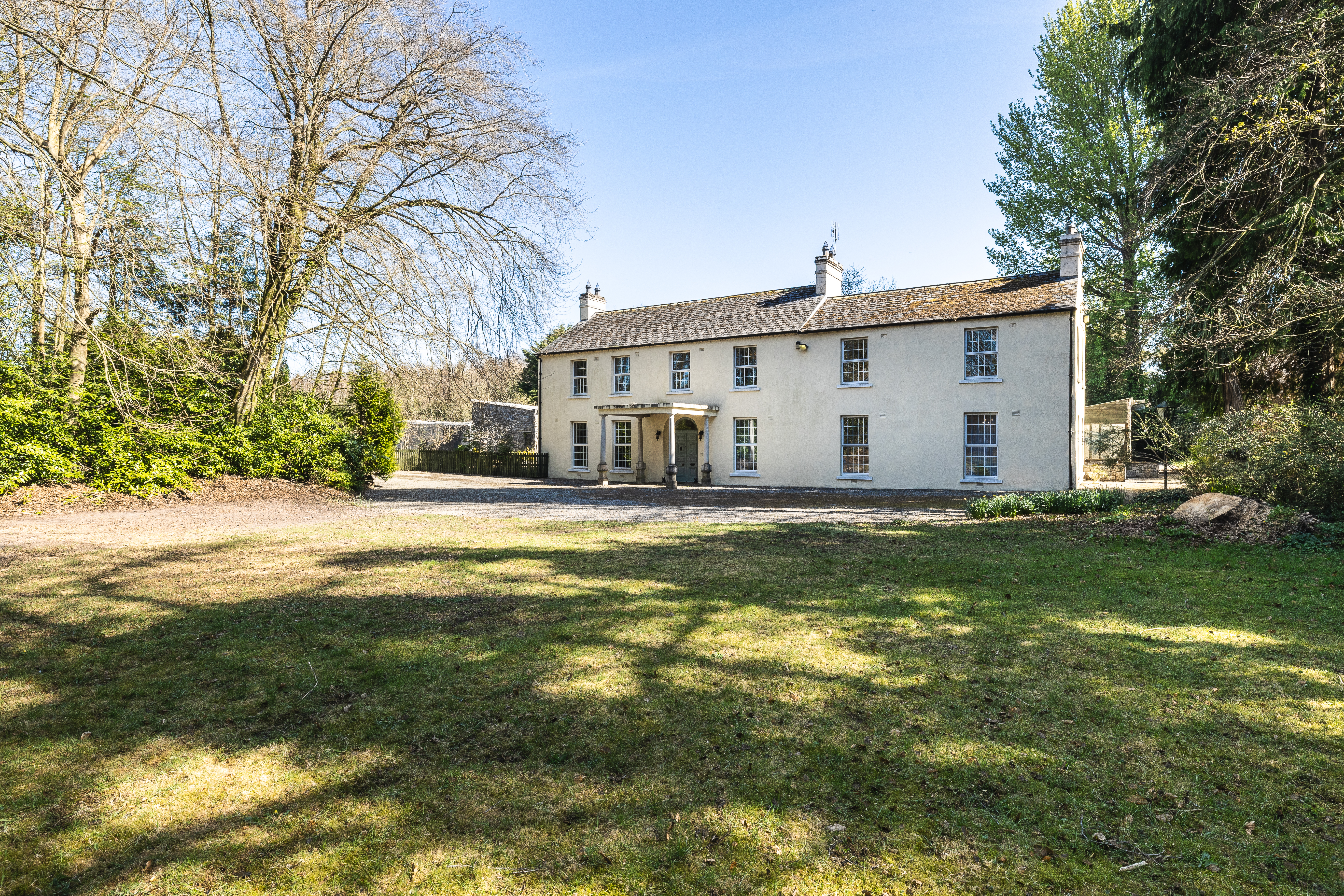 Heath House, Ballacolla Road, Abbeyleix, Co. Laois Heath House, Ballacolla Road, Abbeyleix, Co. Laois