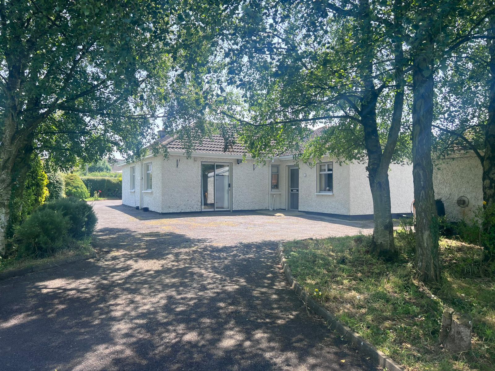 Castleroe East, Maganey, Athy, Co. Kildare Castleroe East, Maganey, Athy, Co. Kildare