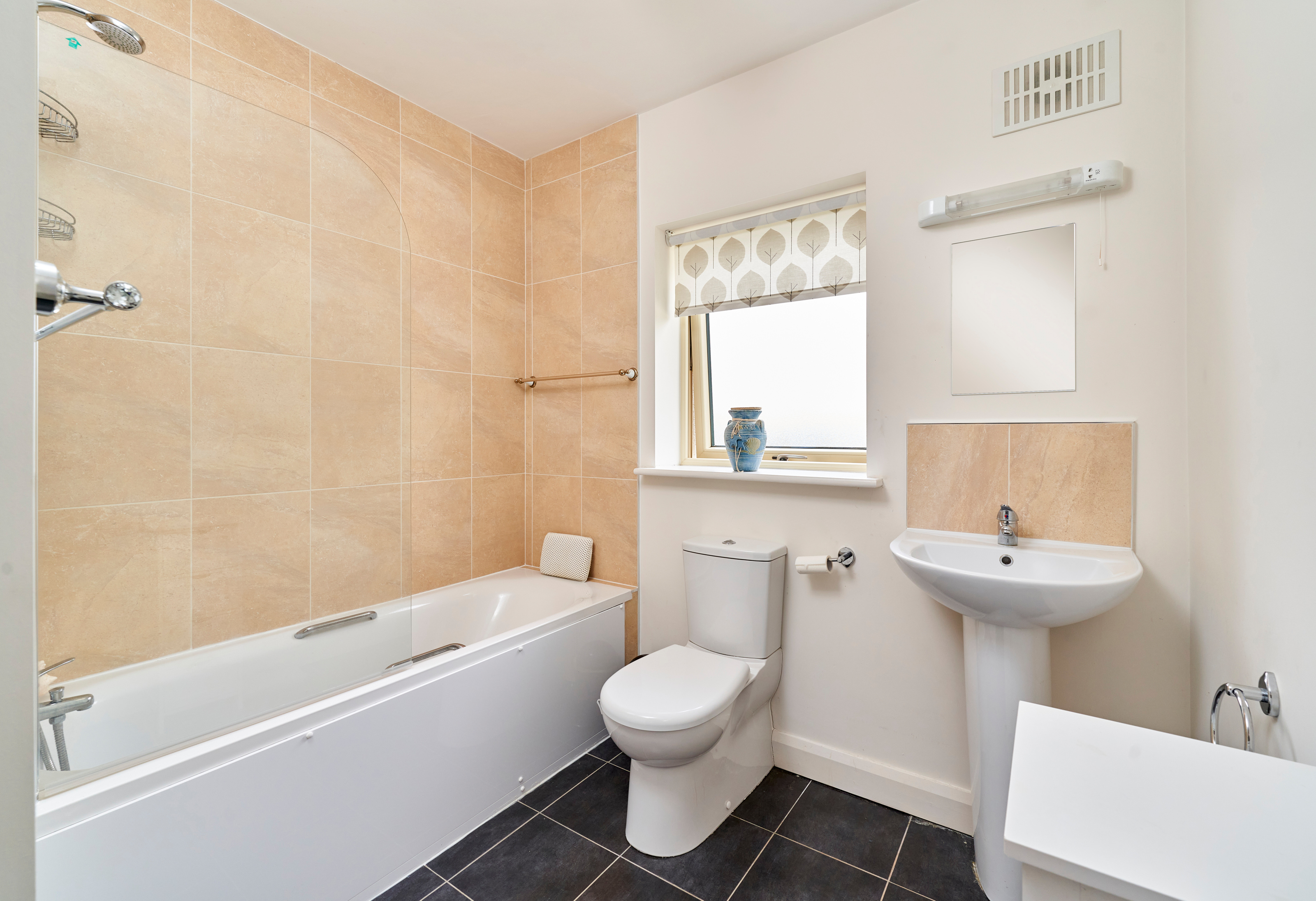 8 Coachyard Avenue, Coachyard Manor, Enfield, Co. Meath, A83 X573 8 Coachyard Avenue, Coachyard Manor, Enfield, Co. Meath, A83 X573