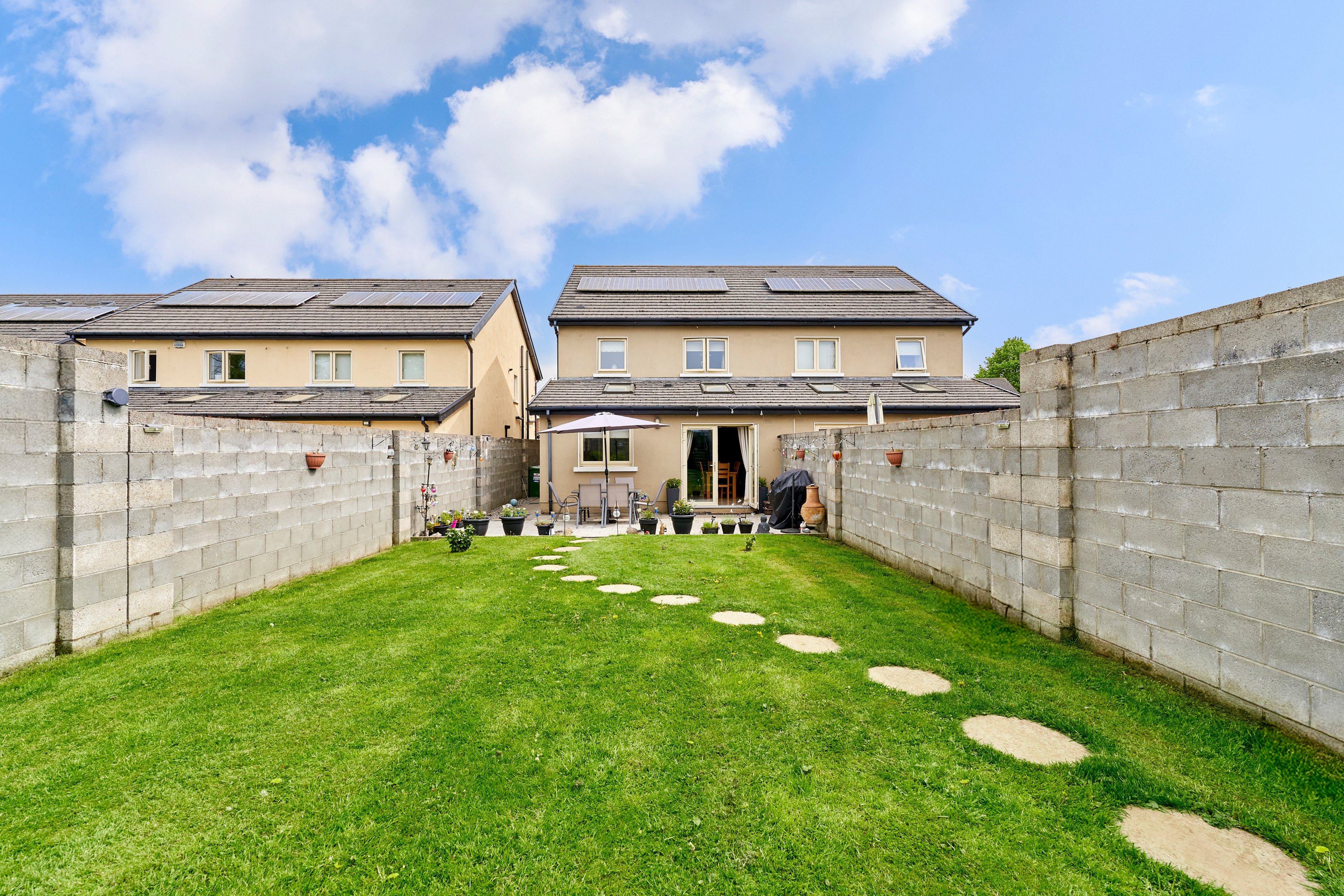 8 Coachyard Avenue, Coachyard Manor, Enfield, Co. Meath, A83 X573 8 Coachyard Avenue, Coachyard Manor, Enfield, Co. Meath, A83 X573