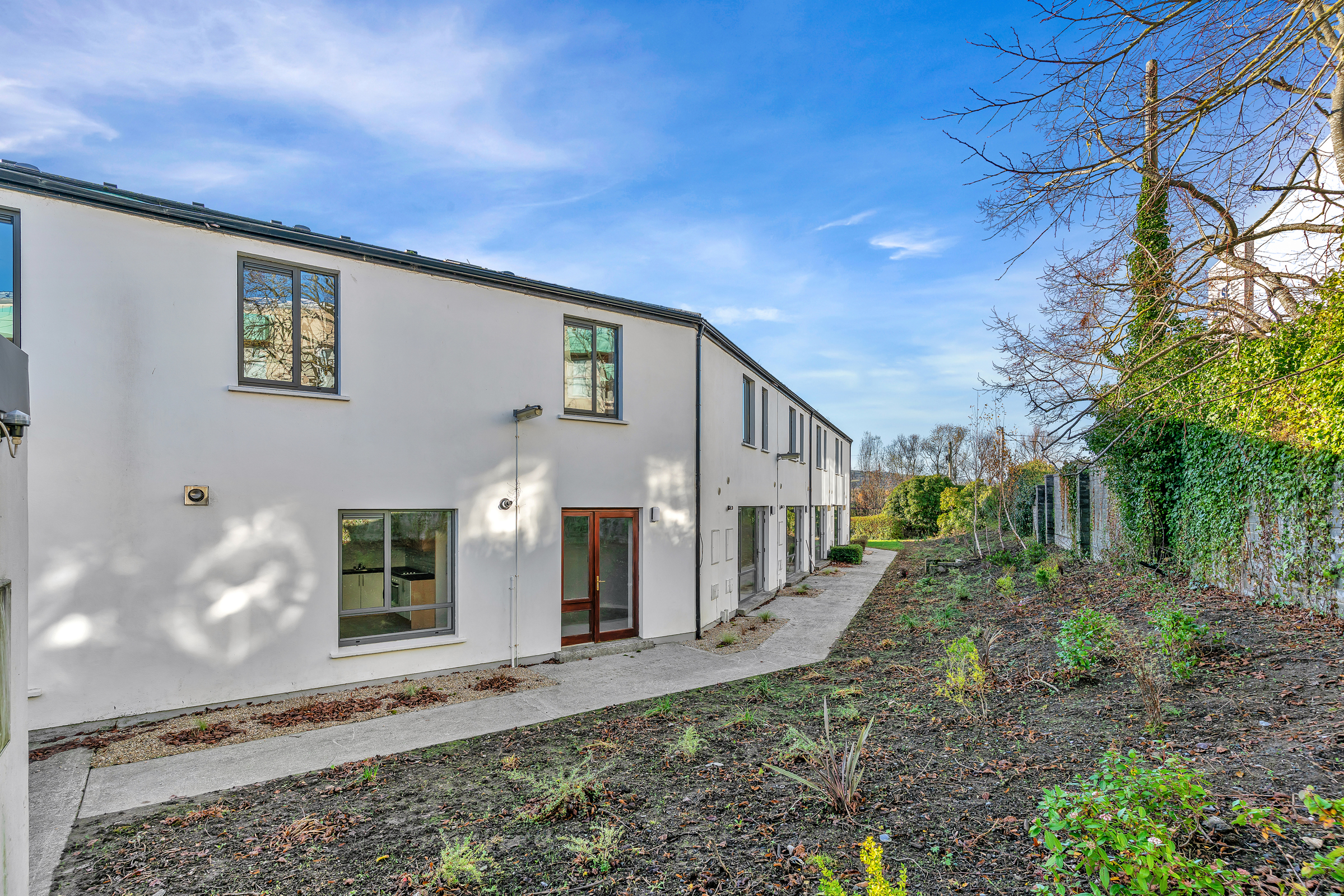 No. 8, Arinaga, Kilkenny Road, Carlow, Co. Carlow