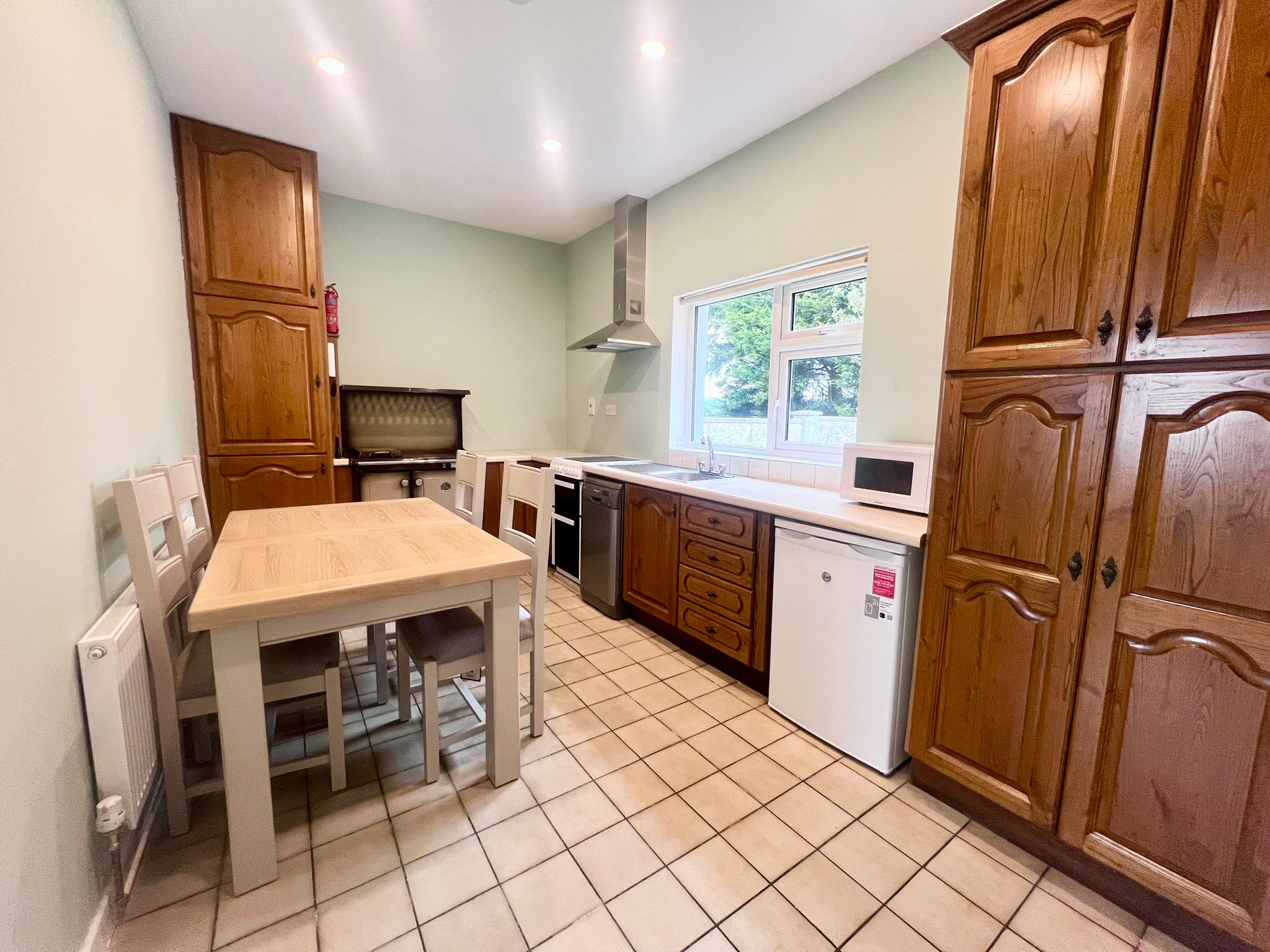 Moate Cottage, Rathellen, Leighlinbridge, Carlow, Co. Carlow Moate Cottage, Rathellen, Leighlinbridge, Carlow, Co. Carlow