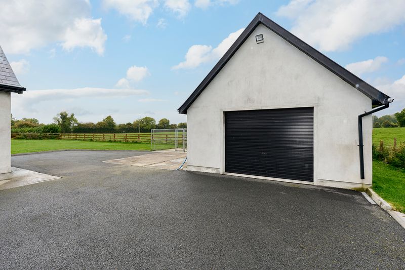 Longridge, Carbury, Co. Kildare, W91 YXE1 Longridge, Carbury, Co. Kildare, W91 YXE1