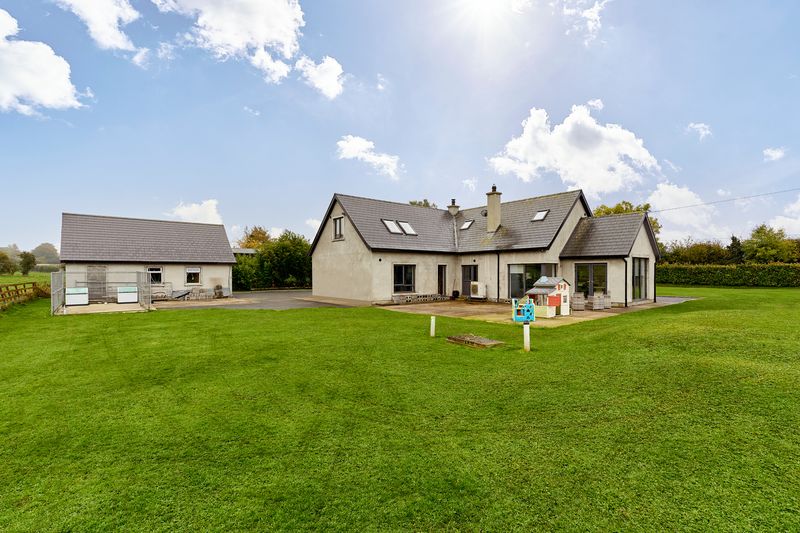 Longridge, Carbury, Co. Kildare, W91 YXE1 Longridge, Carbury, Co. Kildare, W91 YXE1