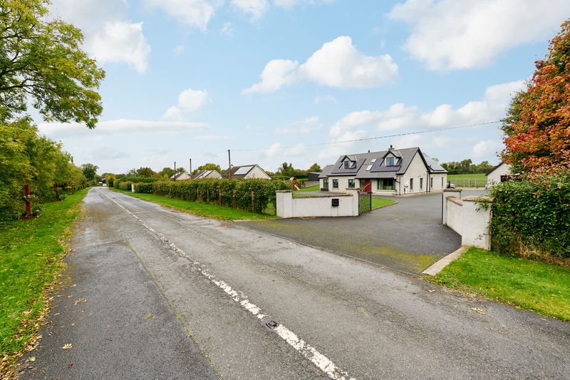 Longridge, Carbury, Co. Kildare, W91 YXE1 Longridge, Carbury, Co. Kildare, W91 YXE1