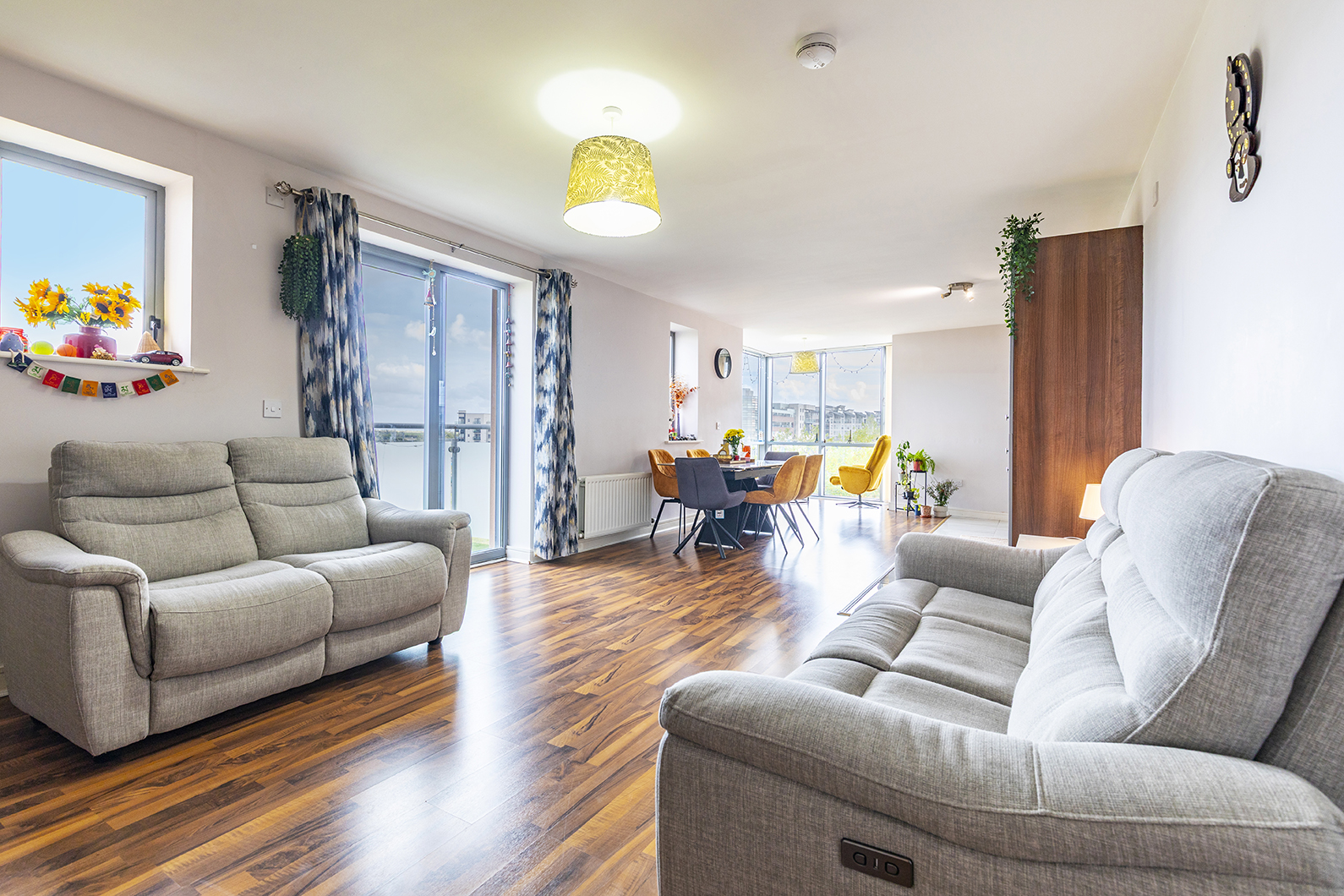 Apartment 5, 43 Main Street, Clongriffin, Dublin 13, Co. Dublin Apartment 5, 43 Main Street, Clongriffin, Dublin 13, Co. Dublin