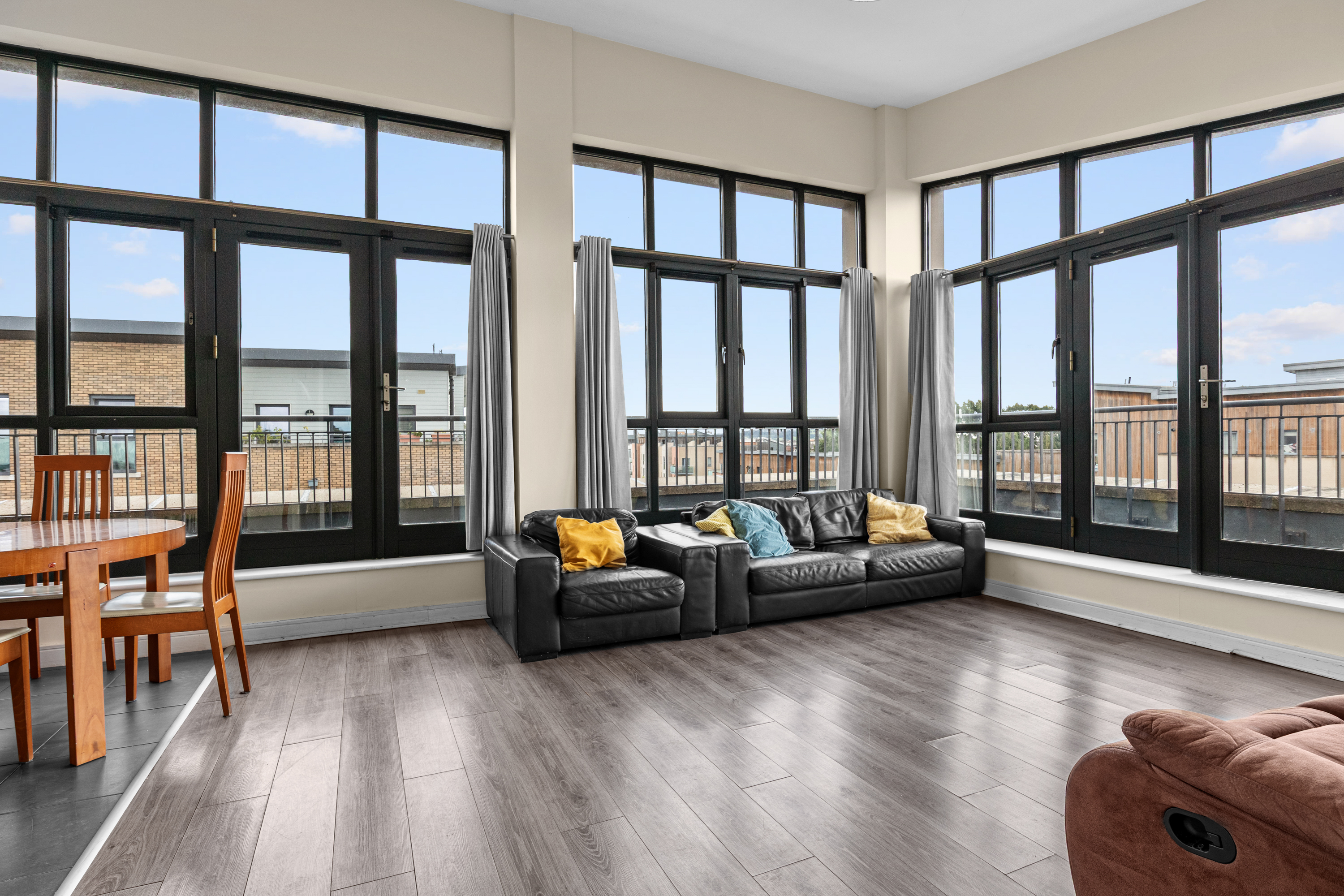 Apartment 10, 54 Main Street, Clongriffin, Dublin 13 Apartment 10, 54 Main Street, Clongriffin, Dublin 13