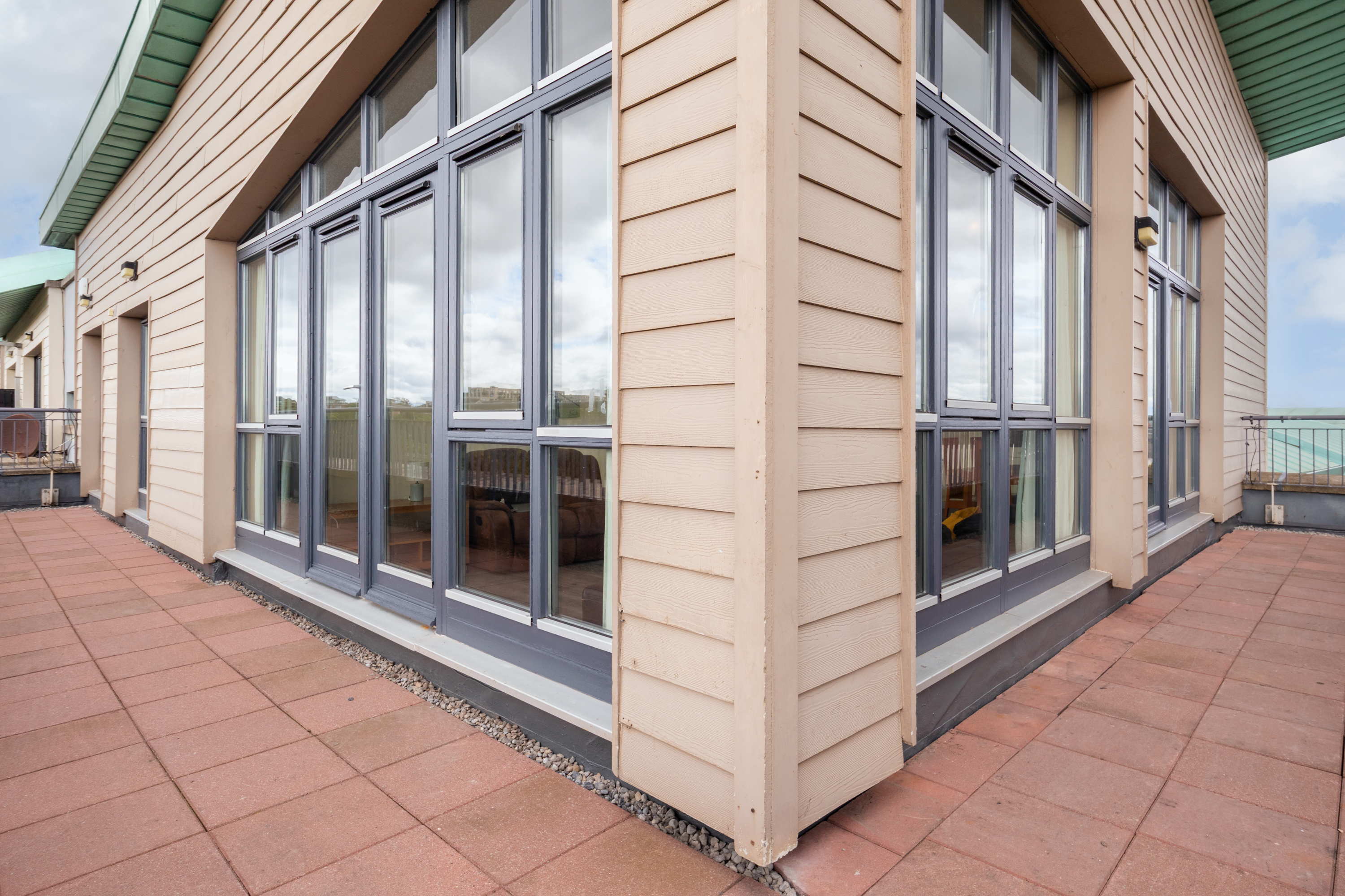 Apartment 10, 54 Main Street, Clongriffin, Dublin 13 Apartment 10, 54 Main Street, Clongriffin, Dublin 13